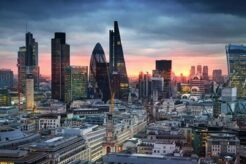 Towering Sentinels: London's Skyscrapers, Symbols of Ambition and Innovation Discover the World's Most Iconic Skyscrapers: Architecture, Design, and Innovation Towering Sentinels: London's Skyscrapers, Symbols of Ambition and Innovation | Discover the World's Most Iconic Skyscrapers: Architecture, Design, and Innovation