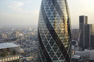 The Gherkin: An Architectural Icon in London's Skyline Discover the World's Most Iconic Skyscrapers: Architecture, Design, and Innovation The Gherkin: An Architectural Icon in London's Skyline | Discover the World's Most Iconic Skyscrapers: Architecture, Design, and Innovation