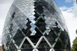The Gherkin: London's Iconic "Egg" Skyscraper Discover the World's Most Iconic Skyscrapers: Architecture, Design, and Innovation The Gherkin: London's Iconic "Egg" Skyscraper | Discover the World's Most Iconic Skyscrapers: Architecture, Design, and Innovation