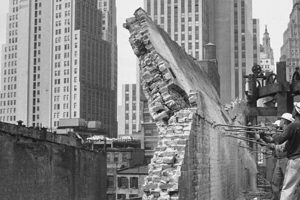 Unraveling the Secrets: How Skyscrapers in New York Meet Their End Discover the World's Most Iconic Skyscrapers: Architecture, Design, and Innovation Unraveling the Secrets: How Skyscrapers in New York Meet Their End | Discover the World's Most Iconic Skyscrapers: Architecture, Design, and Innovation